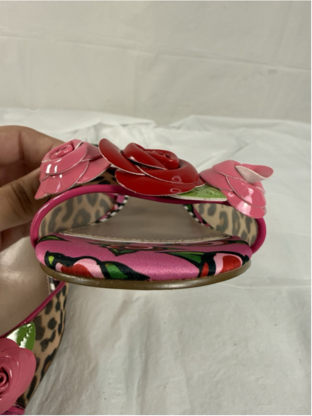 Betsey Johnson Lambert Rose Embellished Kitten Heel Dress Sandals 9.5 M - Picture 14 of 16
